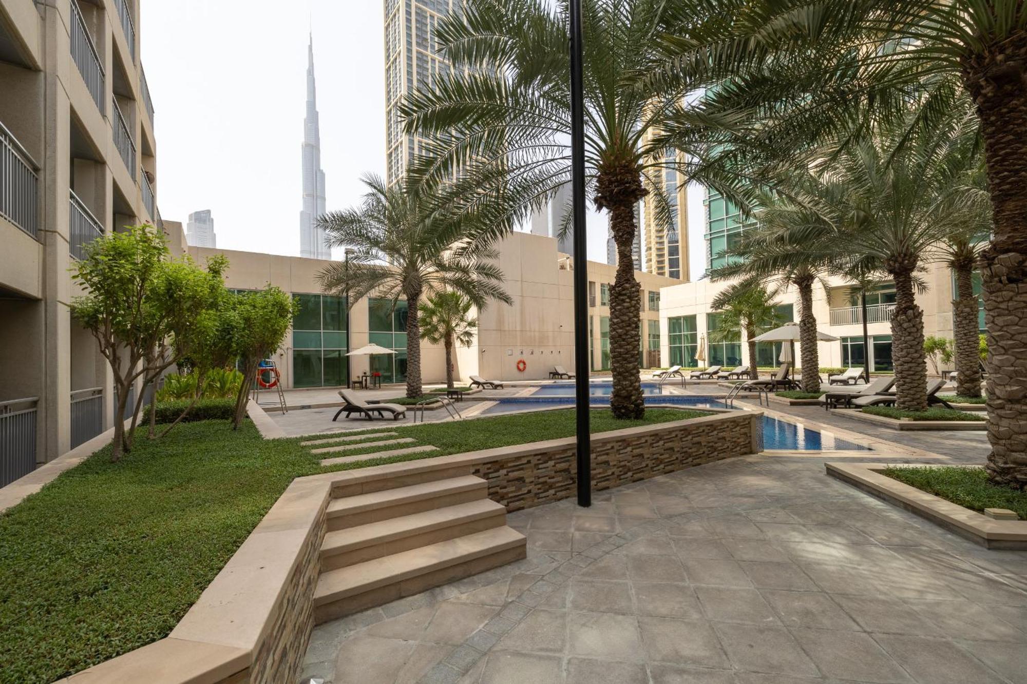Upgraded Apartment With Stunning Burj Khalifa View دبي المظهر الخارجي الصورة